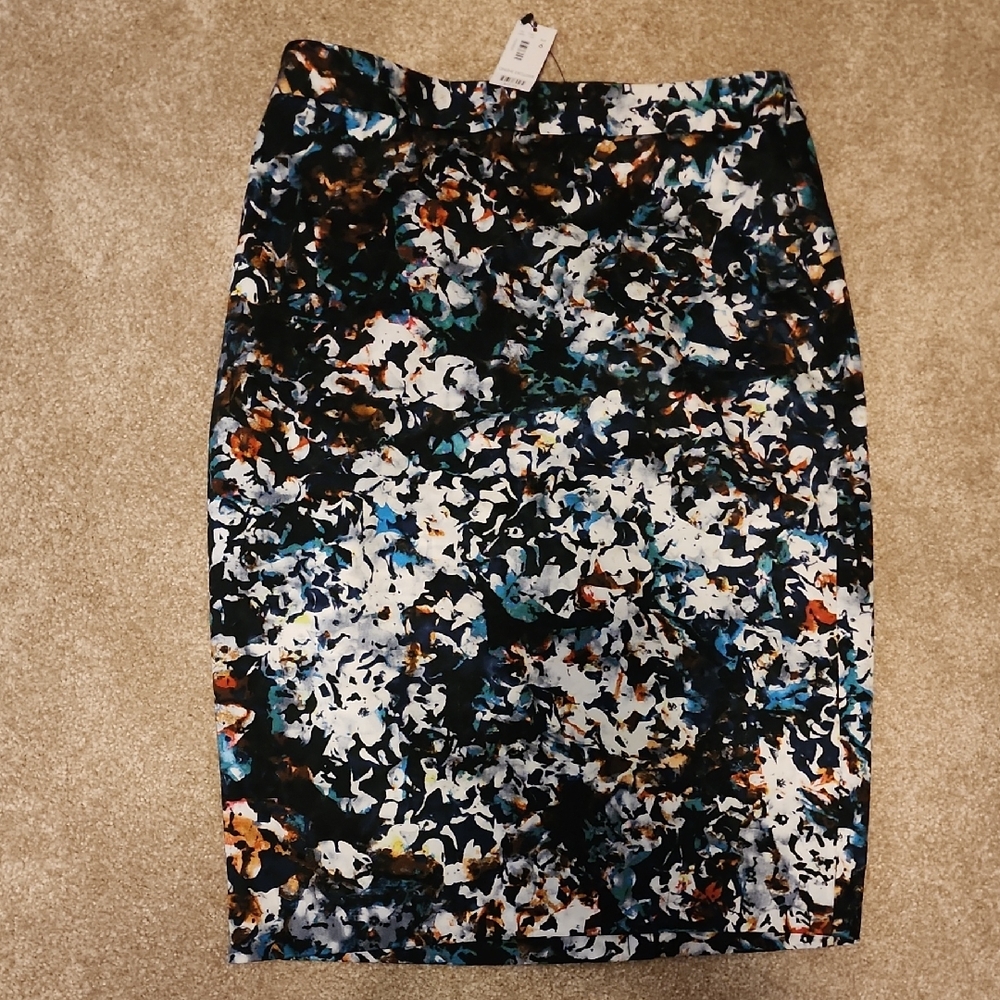 The Limited Black and White Pencil Skirt Knee-Length